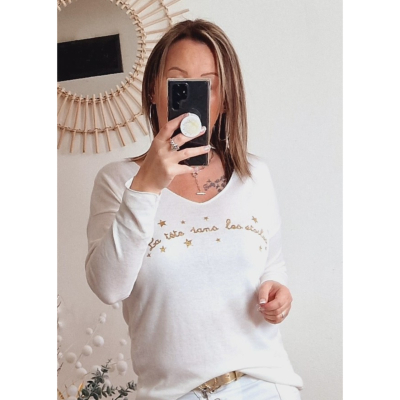 PULL TETE DANS LES ETOILES